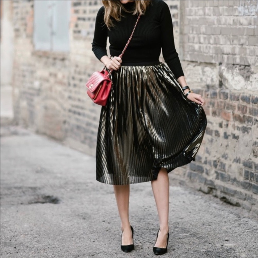 Trouve Nordstrom’s Pleated Metallic Midi Skirt